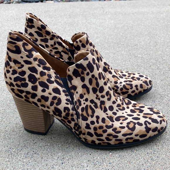 🌸Dr.Scholl’s Be Energize Ankle bootie 🌸 - Picture 4 of 11